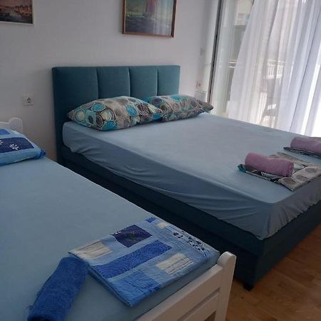 Apartment Mladen Хвар Екстер'єр фото
