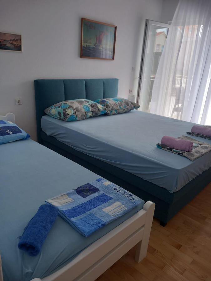 Apartment Mladen Хвар Екстер'єр фото